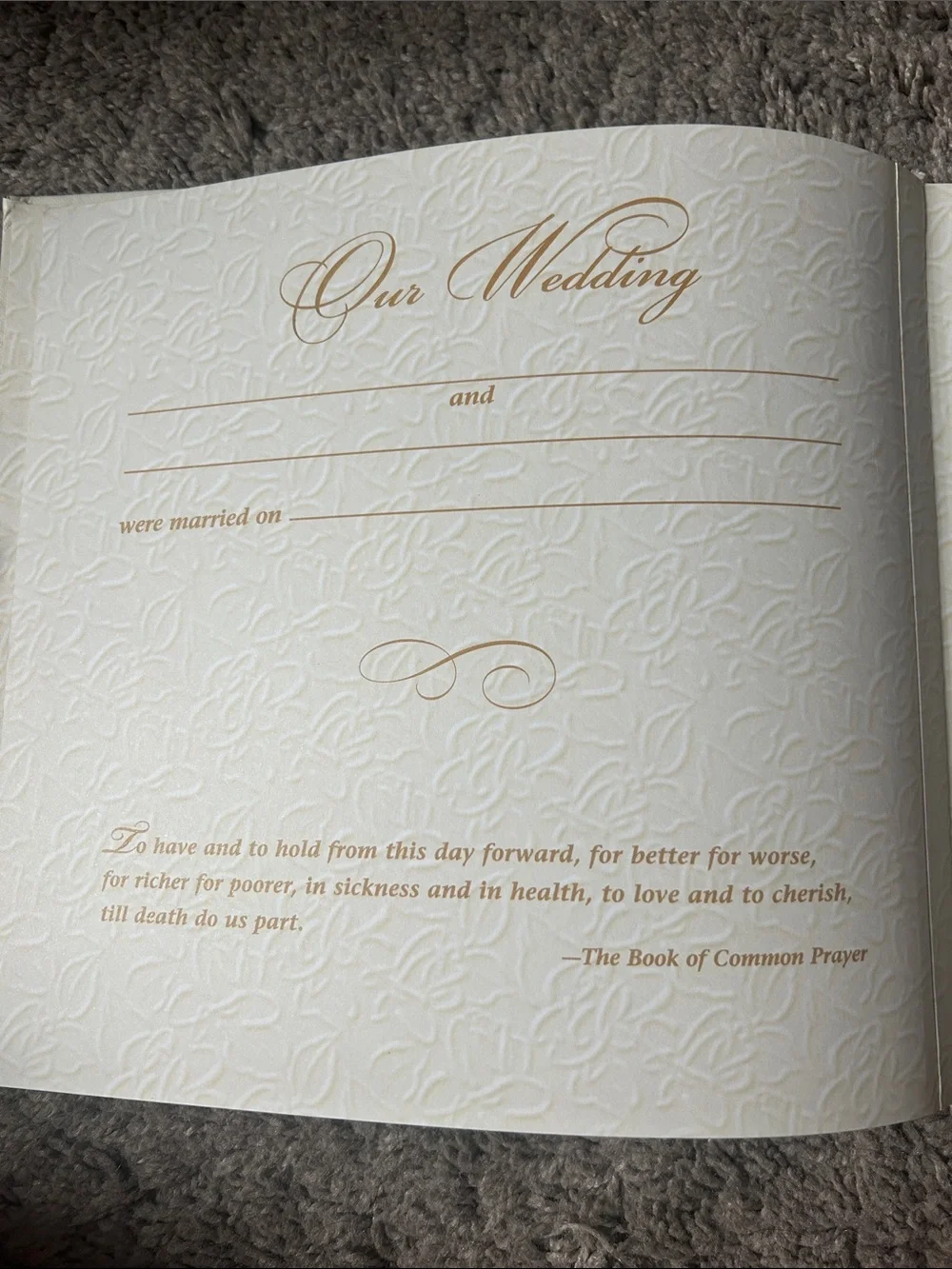 Elegant Cream Wedding Photo Album with Ribbon Accent